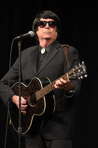 Roy Orbison - Happy Birthday Neil Diamond! 81 years old today