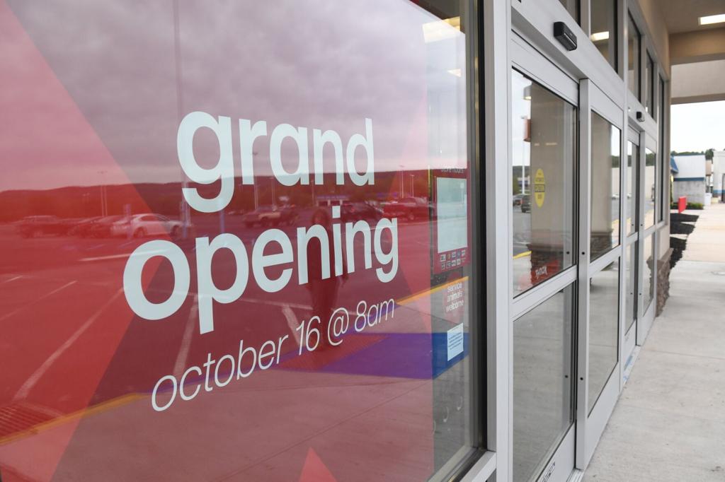 TJ Maxx expected to open in fall at Fairlaine Village Mall, Business
