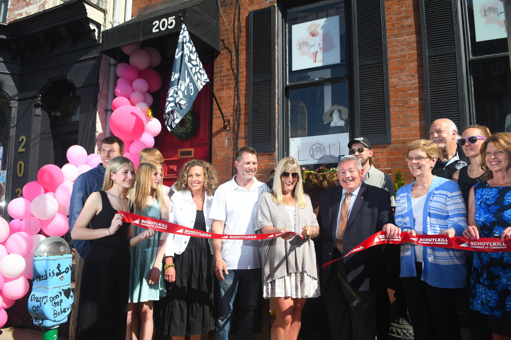 Kitty Lou Boutique cuts ribbon with Schuylkill Chamber of Commerce