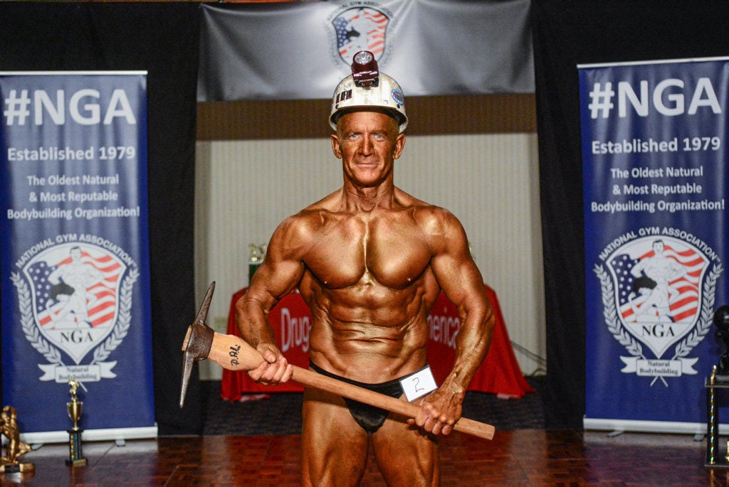 Natural bodybuilding competition shows physique training News