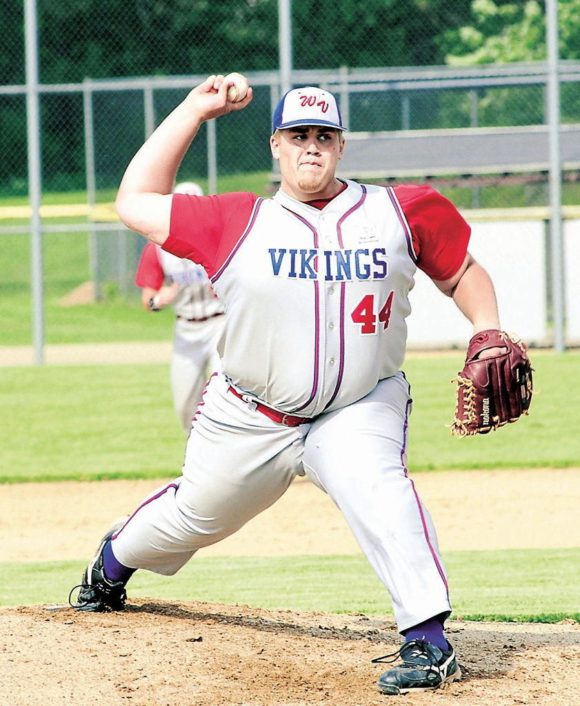 HERO: 300 lb. Ben Ancheff pitches for St. Thomas in NAIA World Series 