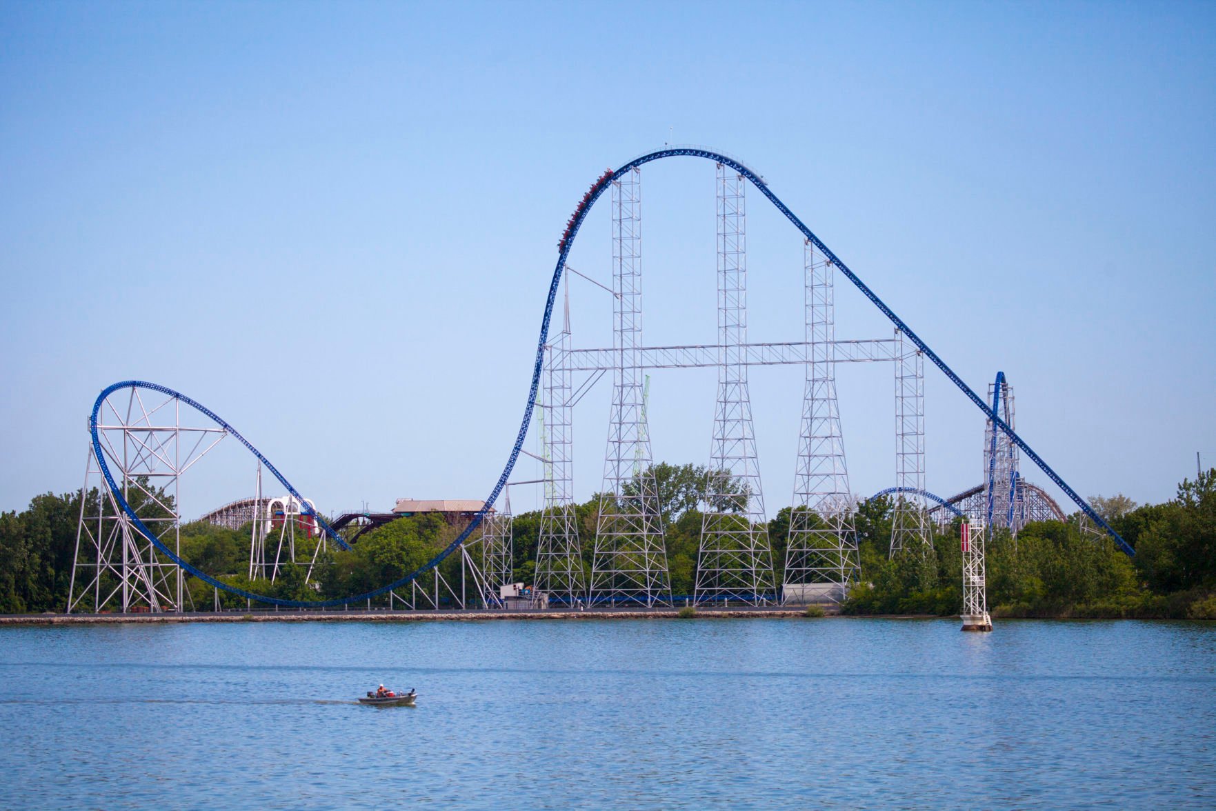 Cedar Point Record setting coasters draw in thrill seekers