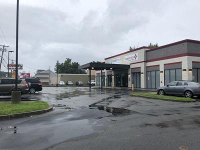 University Orthopedics Opens New Clinic In West Warwick Kent County Daily Times Ricentral Com