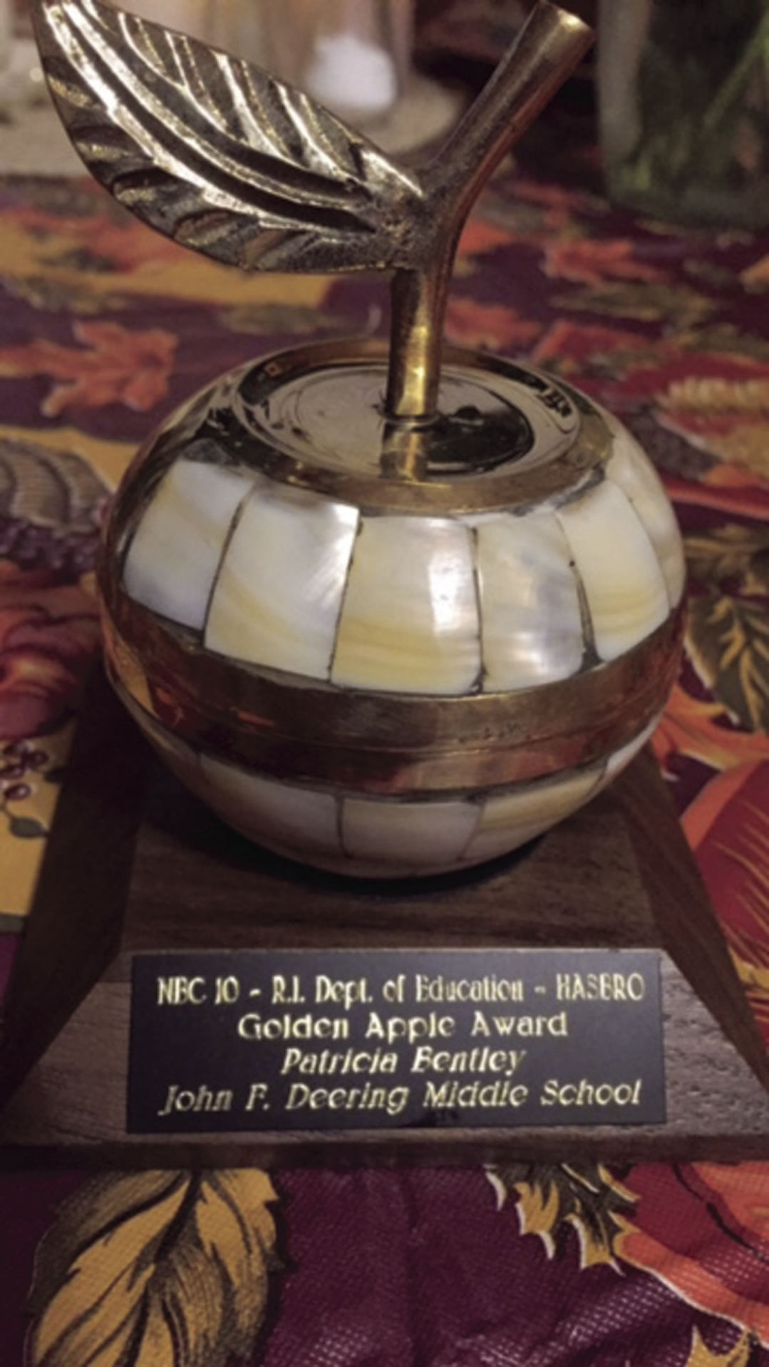 Patricia Bentley's Golden Apple Award