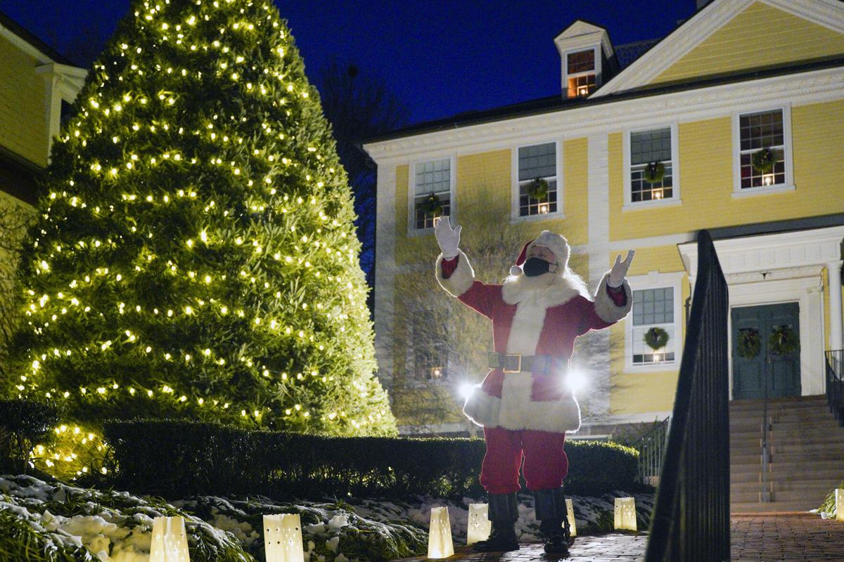 Santa comes to town