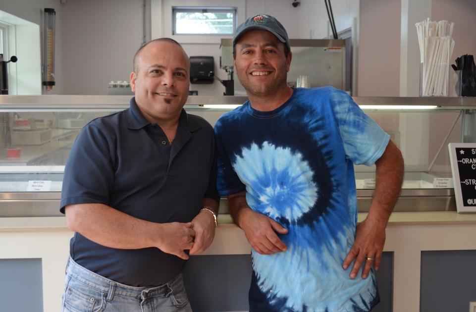 Brothers Michael And Stephen Celio Open Udder Delights In Coventry Kent County Daily Times Ricentral Com