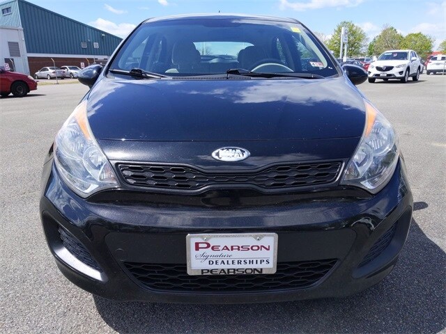 2013 Aurora Black Kia Rio