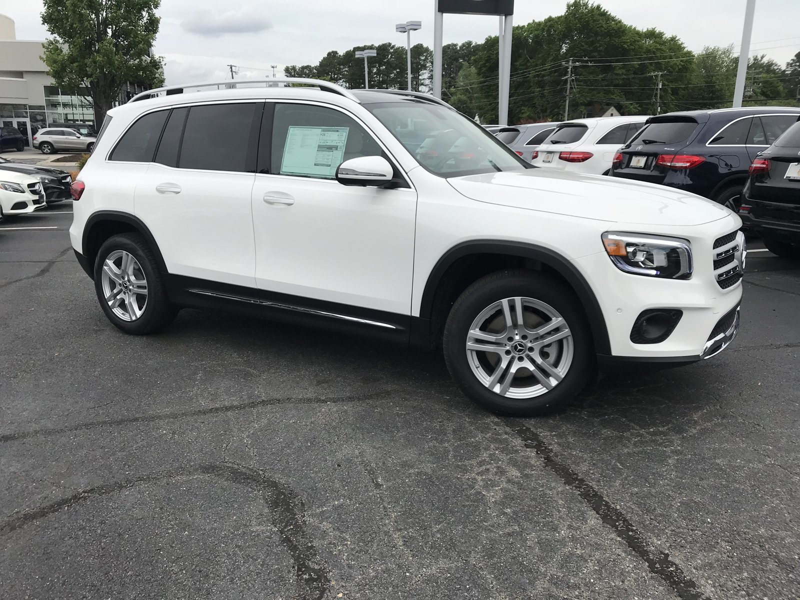 2020 Polar White Mercedes-Benz GLB | SUVs | richmond.com