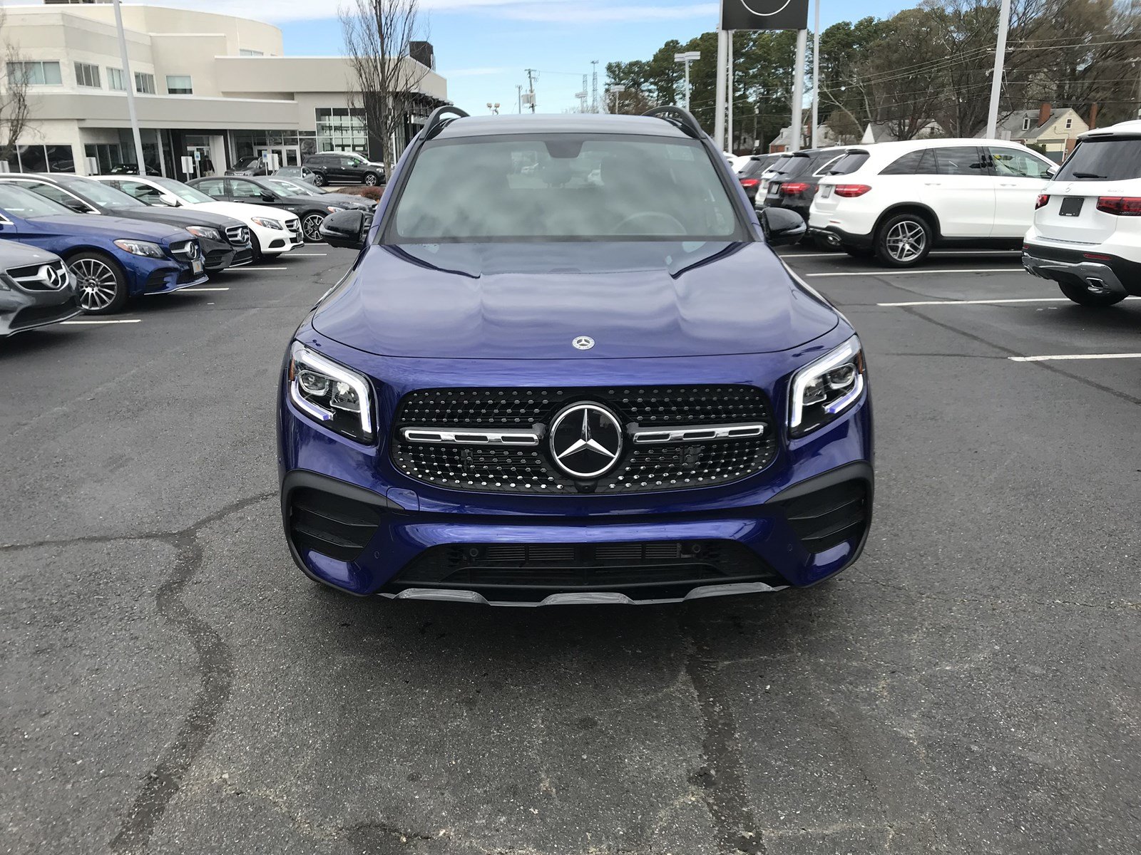 2020 Galaxy Blue Metallic Mercedes-Benz GLB | SUVs | richmond.com