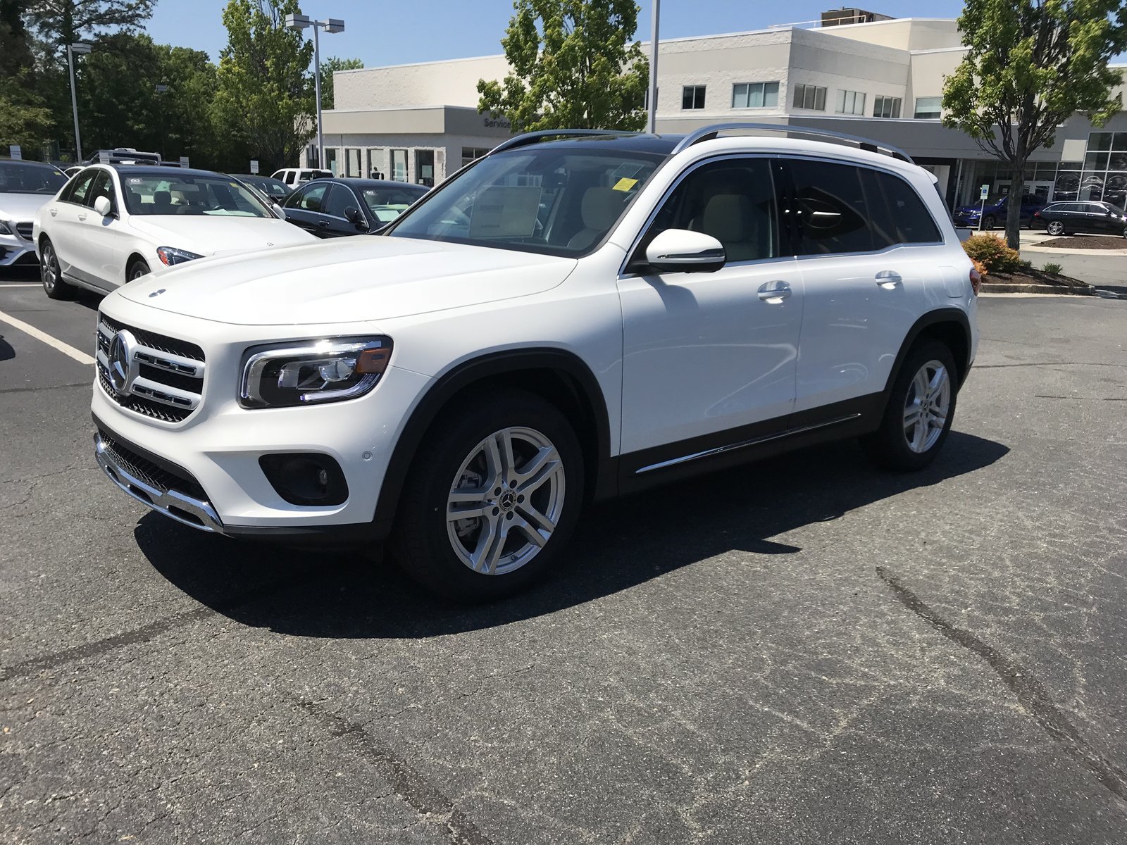 2020 Polar White Mercedes-Benz GLB | SUVs | richmond.com