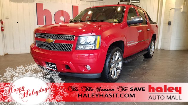 2012 Victory Red Chevrolet Avalanche