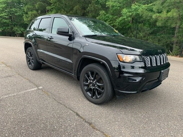 18 Diamond Black Crystal Pearlcoat Jeep Grand Cherokee Suvs Richmond Com