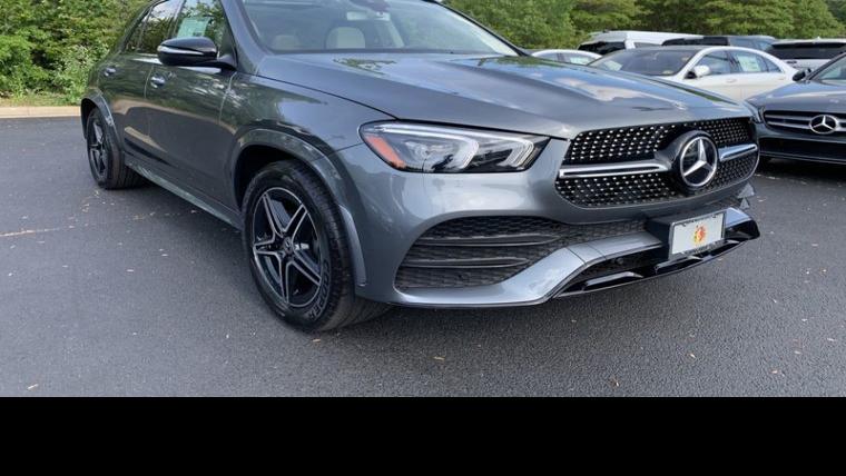 2020 Selenite Grey Metallic MercedesBenz GLE Station