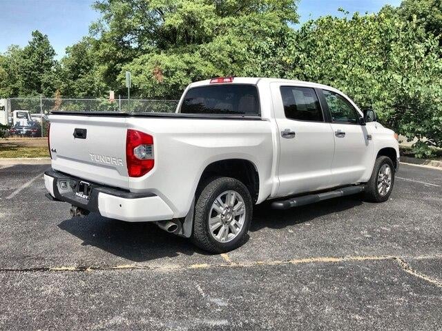 2015 Super White Toyota Tundra 4WD Truck