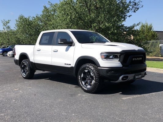 2019 Bright White Clear-coat Exterior Paint Ram 1500