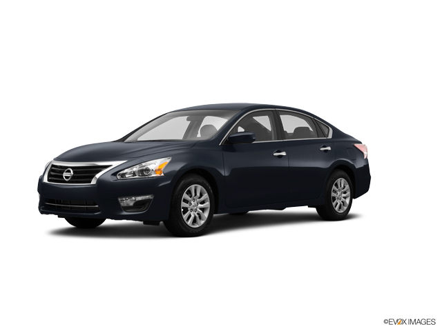 2014 nissan altima dark blue