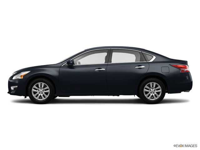 2014 nissan altima dark blue