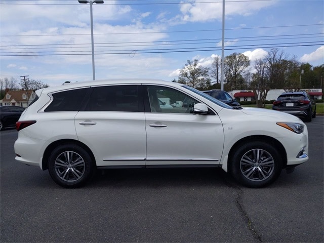 2017 QX60 Majestic White with Gianelle Puerto wheels