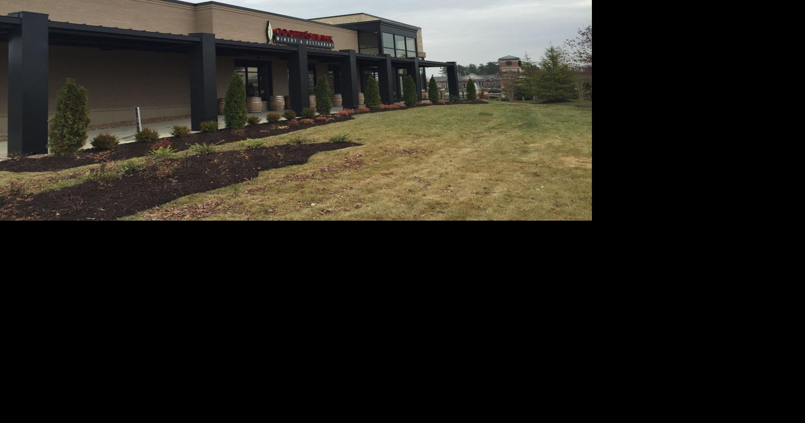 Cooper’s Hawk Winery & Restaurant is Now Open