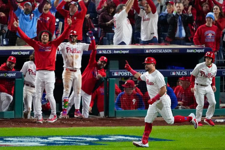Watch: Kyle Schwarber blasts two solo home runs for Phillies in