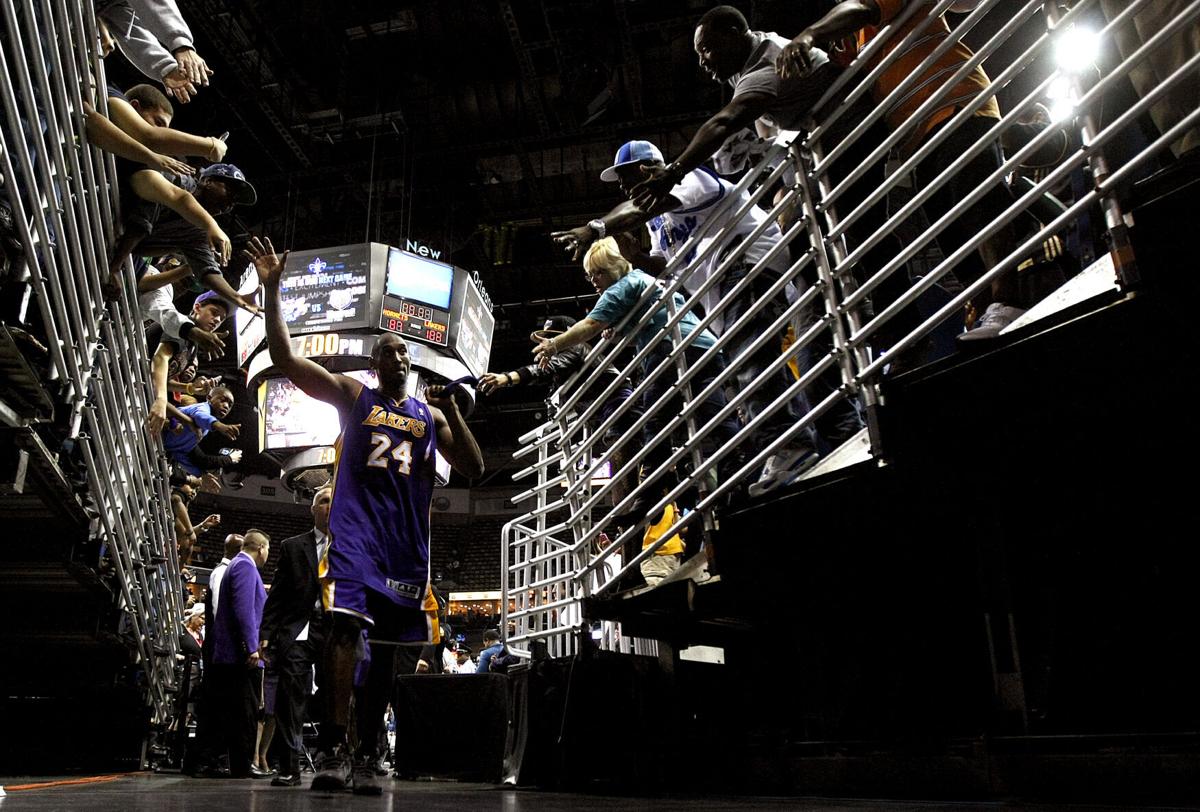 2012: Kobe Bryant joins elite company in 30,000-point club