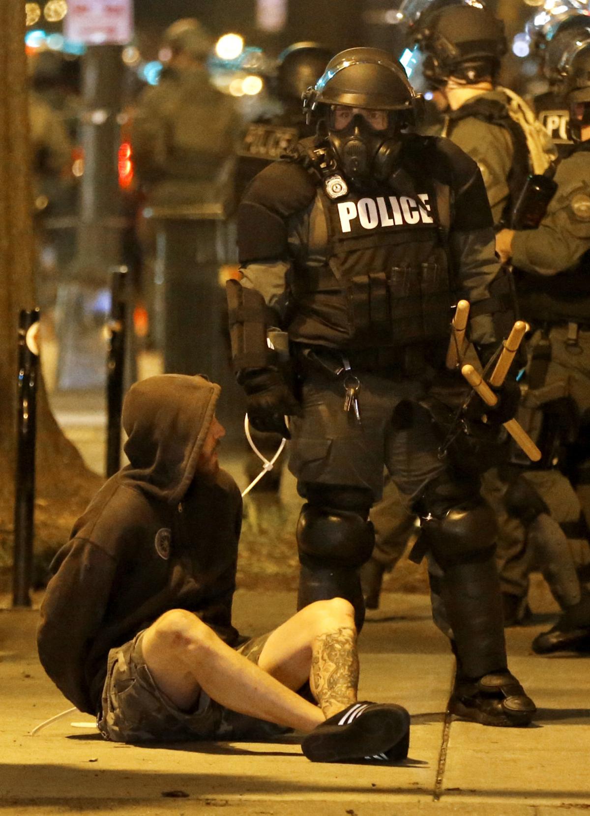 20200601_MET_PROTEST_DH21