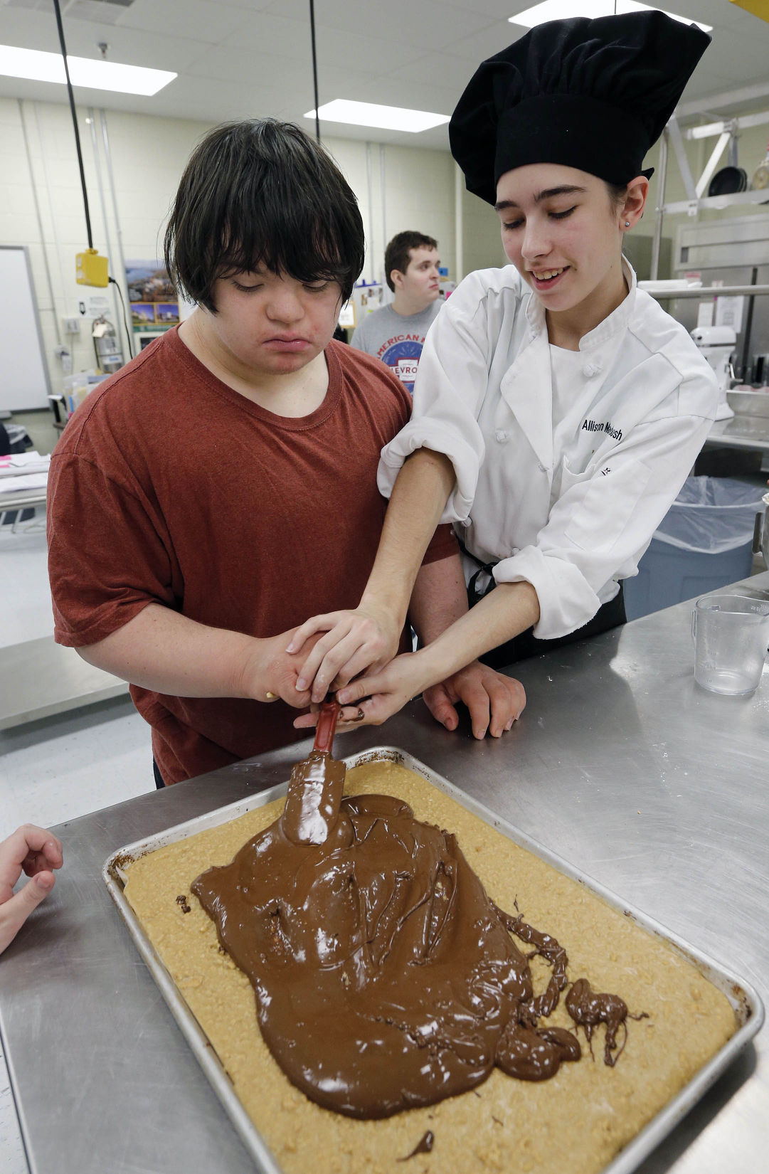 Cookies for troops come from Manchester High School students, with love