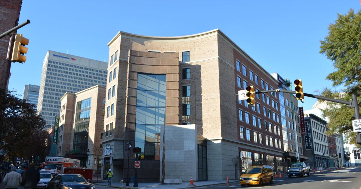 New Statue: First Freedom Center Monument