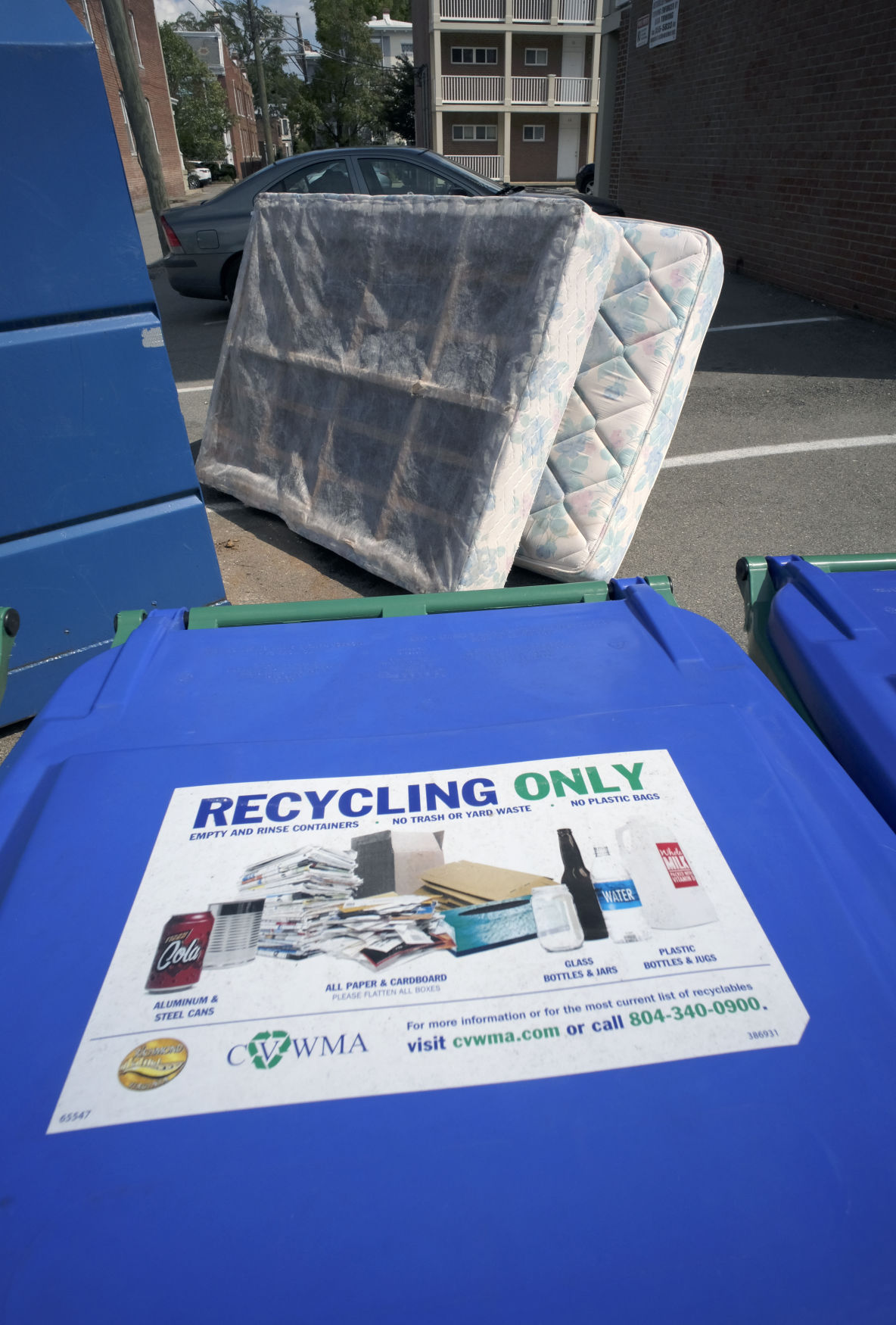 Despite fee hike, Richmond bulk trash removal expansion delayed City