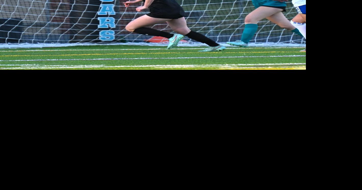PHOTOS: Deep Run, Glen Allen girls soccer fight to rugged, intense 1-1 draw