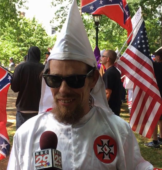 UPDATE: 22 arrested, tear gas deployed as Ku Klux Klan rallies in ...