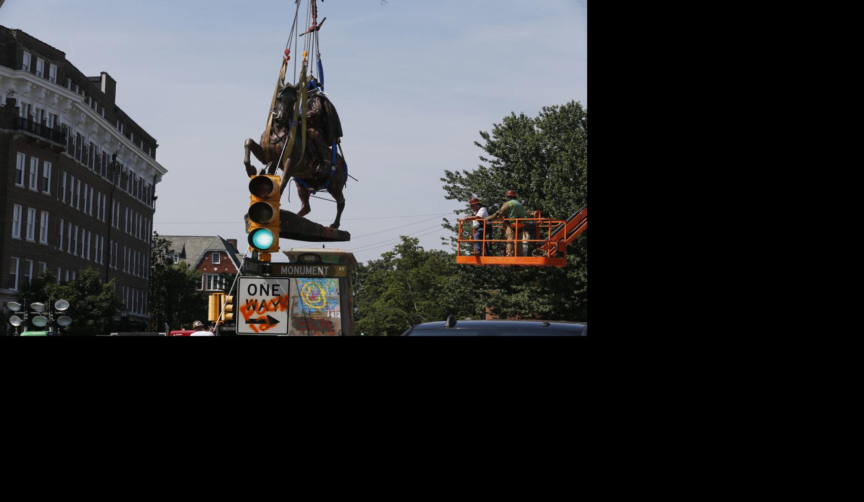 UPDATE J.E.B. Stuart statue removed from Richmond's Monument Avenue