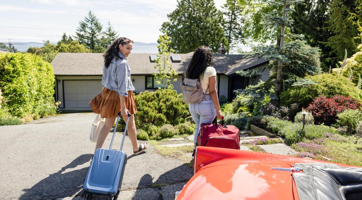 The lack of a loyalty program hasn't stopped Airbnb from continuing to dominate the vacation rental market.