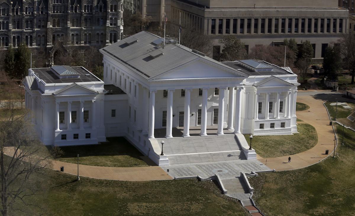 VA STATE CAPITOL01