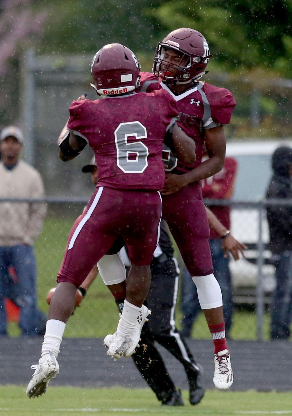 The Main Event No. 3 Thomas Dale at No. 2 Hermitage Football