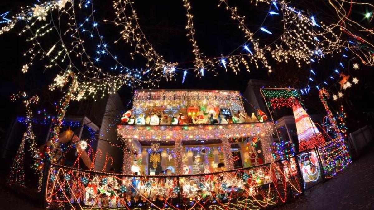 Richmond Christmas Lights 2021 408 S Laurel Street Rtd Tacky Lights Richmond Richmond Com Richmond Christmas Lights 2021 408 S Laurel Street Rtd Tacky Lights Richmond Richmond Com