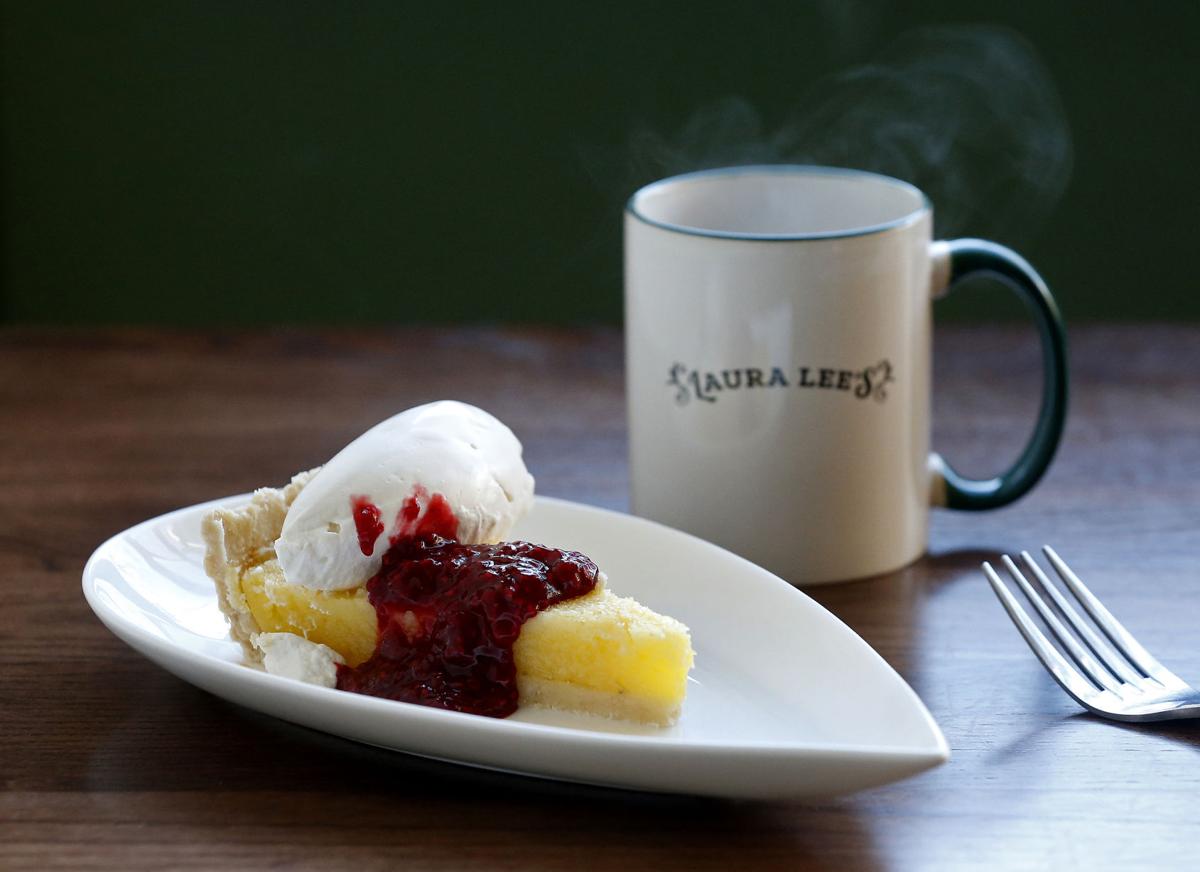 Restaurant Review Laura Lee S A Cheerful And Delicious Neighborhood