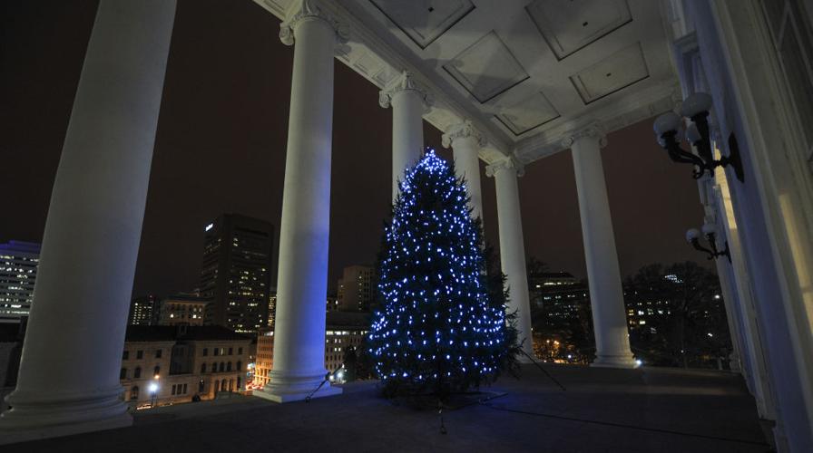 Downtown Richmond lights up with the Grand Illumination Downtown Richmond lights up with the Grand Illumination