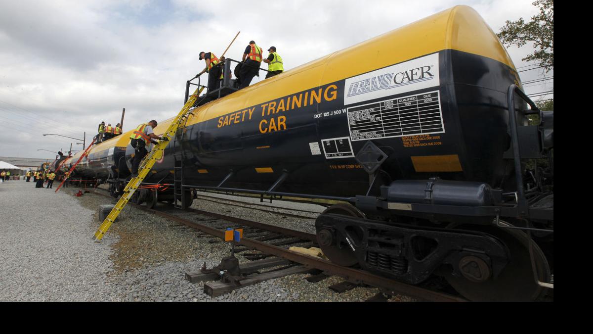 CSX offers 'Safety Train' for first responders Business