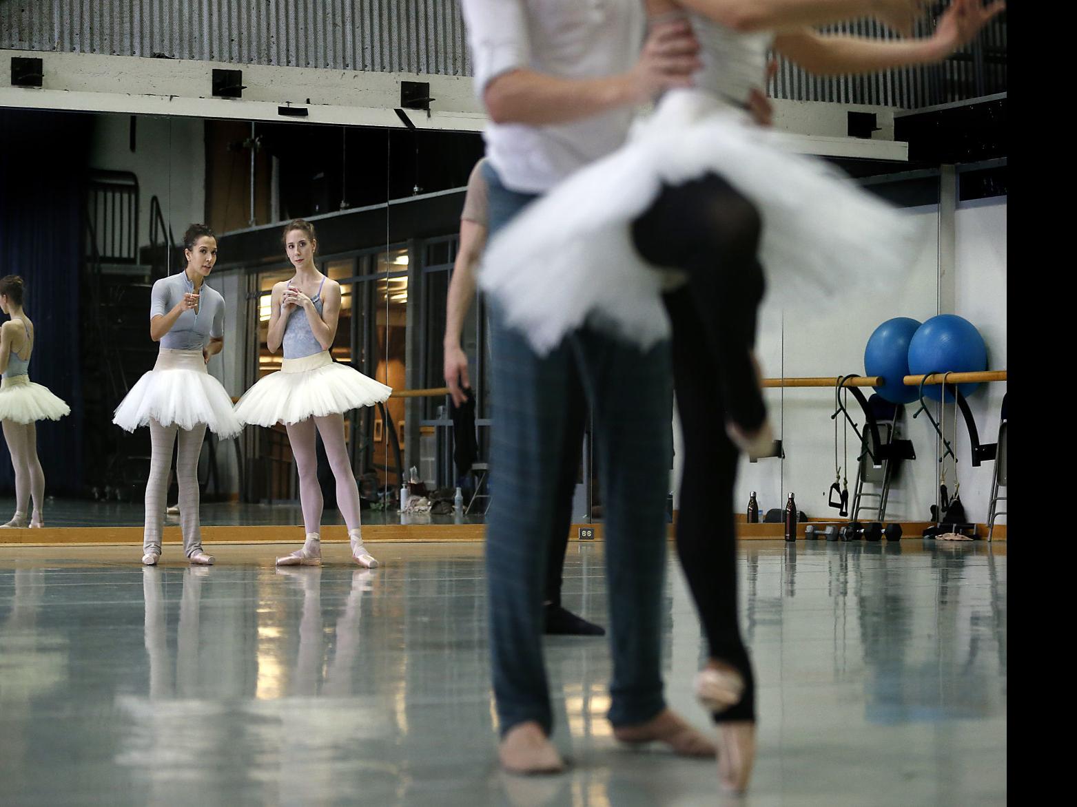 A lot of people don't realize it's a full-time job': How Richmond ballerinas prep for the physically-demanding ballet: 'The Sleeping Beauty' | Art Museums | richmond.com