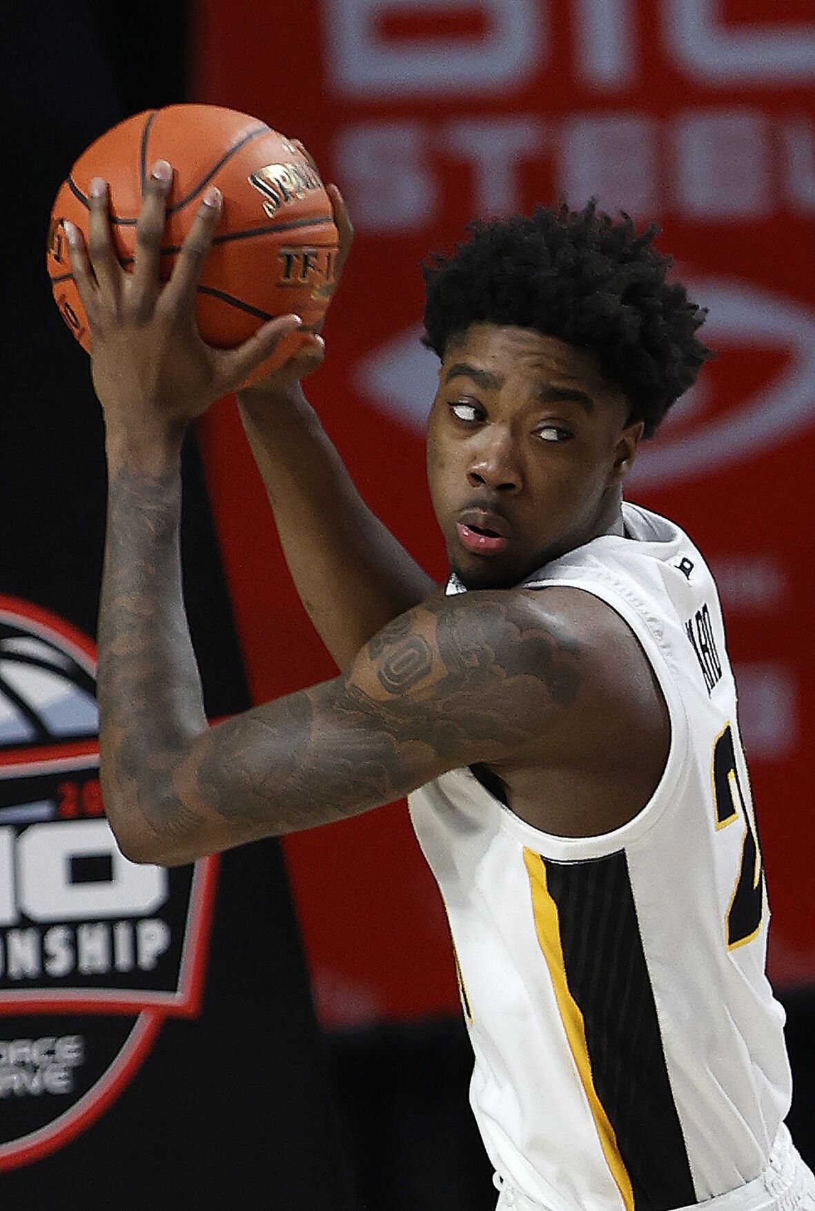 Men's basketball program debuts new team at Black and Gold scrimmage The  Commonwealth Times