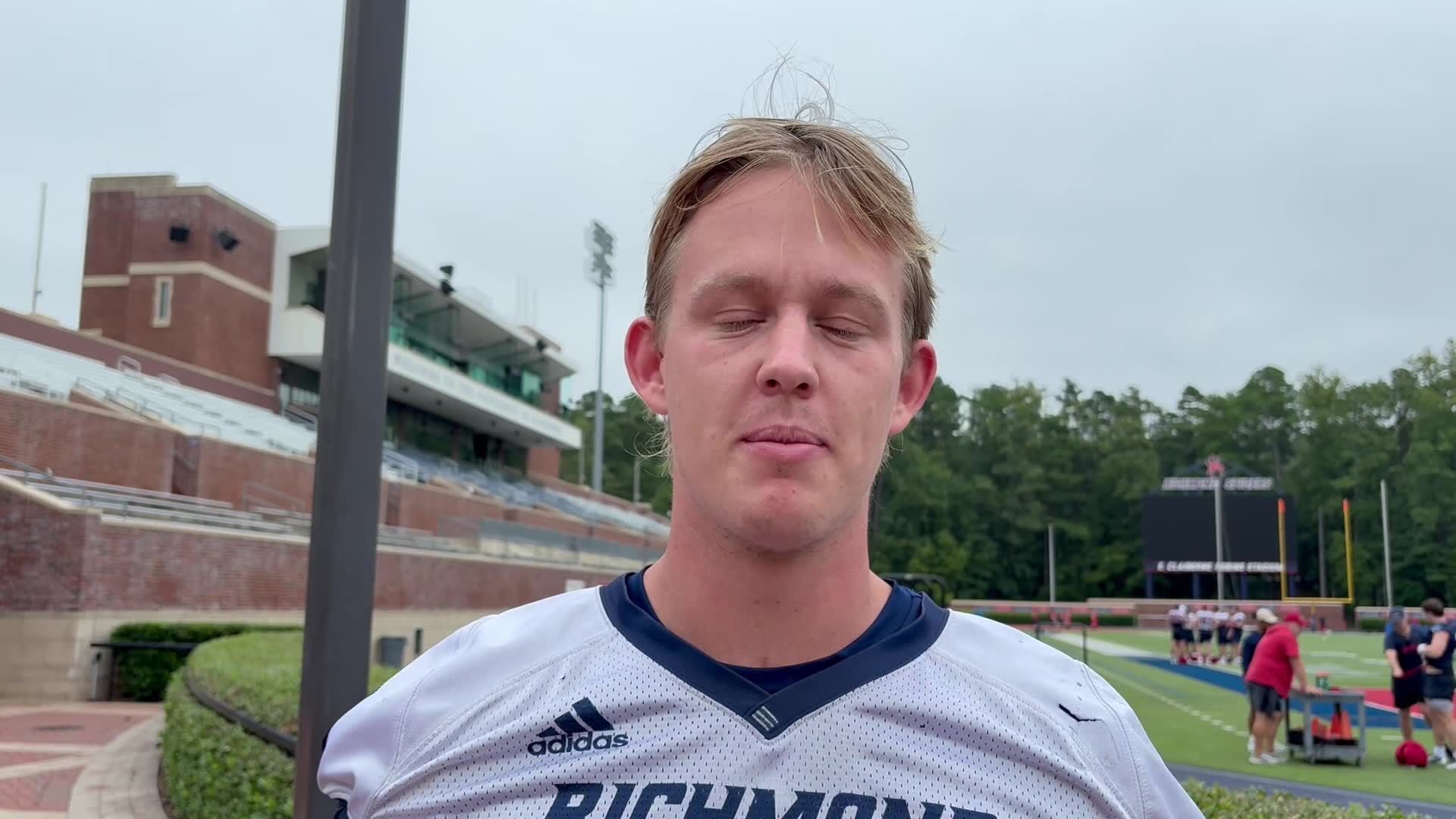 Free sex videos-dirty talk.