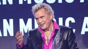 Billy Idol lights up AMAs stage with emotional speech