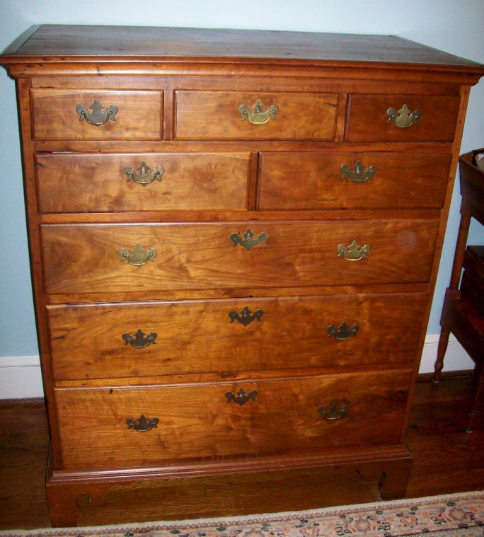 What S It Worth Chest Of Drawers Cherry Desk Richmond Com