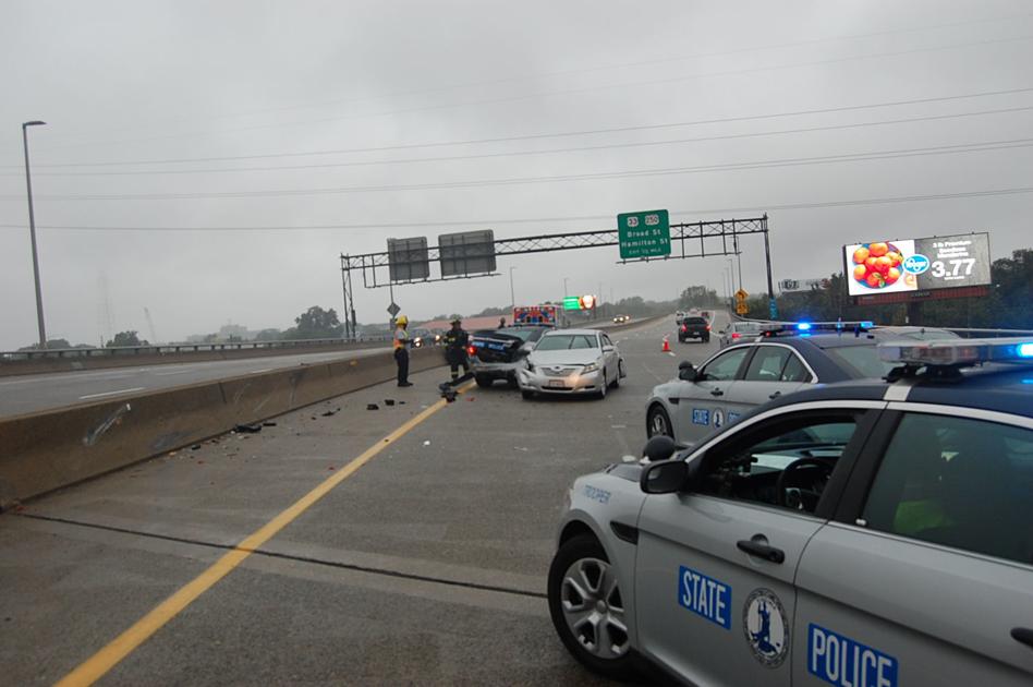 Car slams into state police cruiser on I195 in Richmond