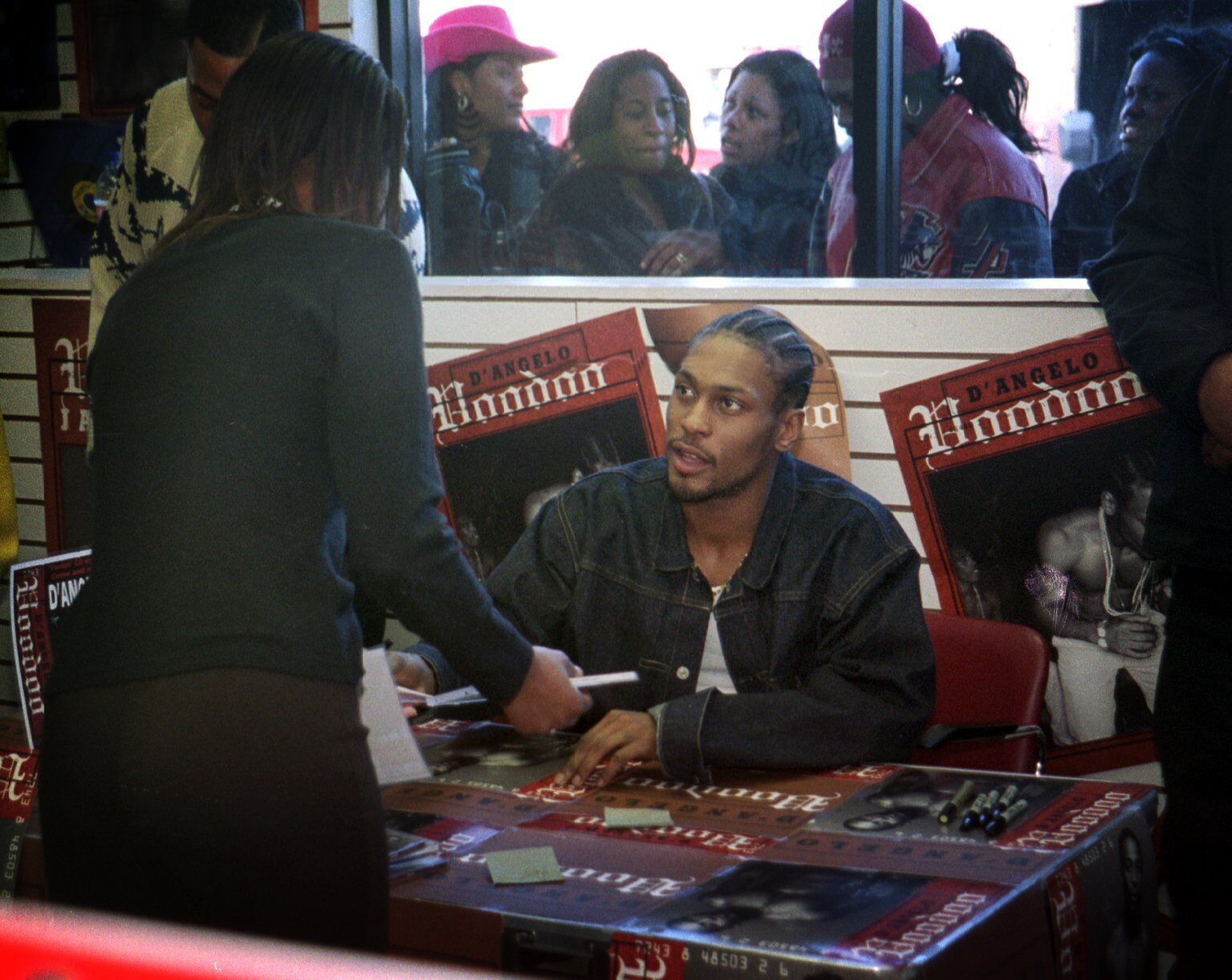 Funeral service celebrates life of Richmond legend D'Angelo
