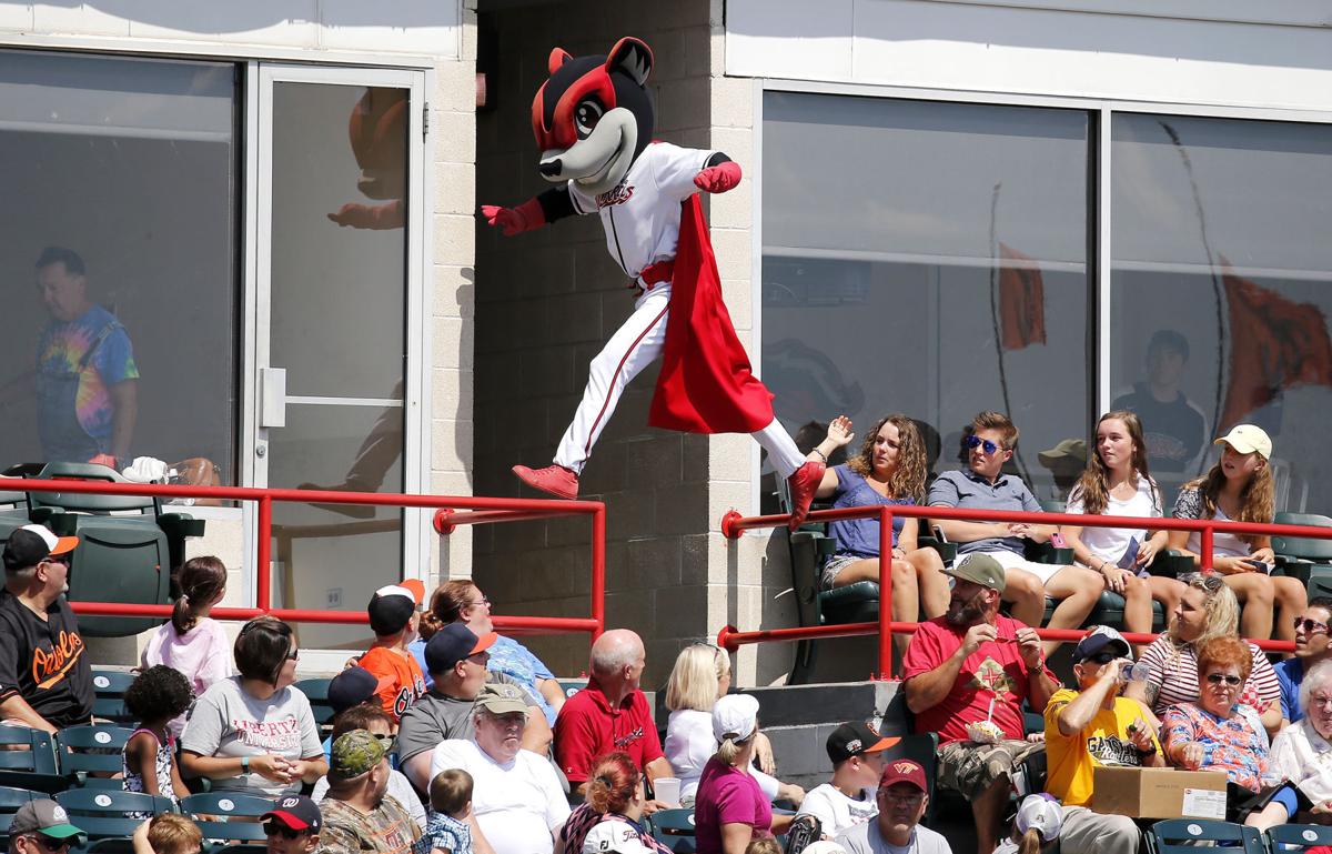 PHOTOS Richmond Flying Squirrels 4, Bowie Baysox 3 Sports