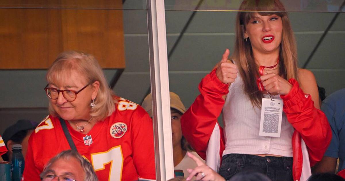 Swifties, NFL fans join forces