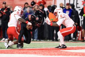 FOOTBALL-NCAA/