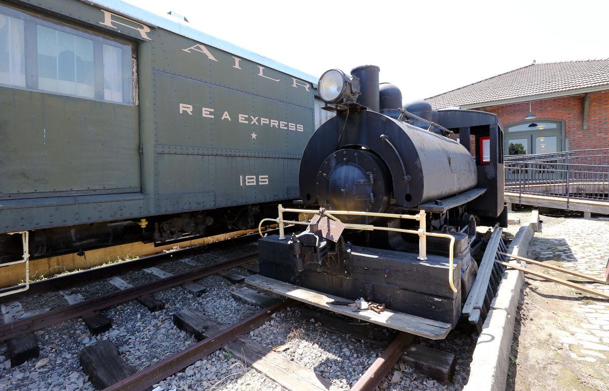 Photos Richmond Railroad Museum Art & Museums